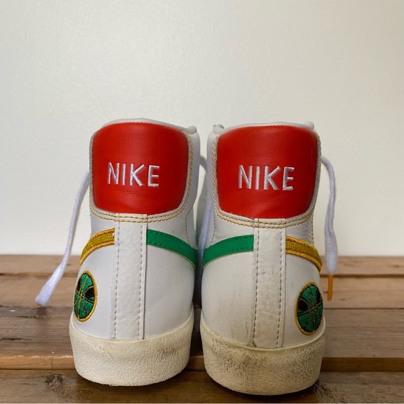 Nike Blazer Mid 77 Ragyns size-6.5 youth but would fit a woman’s 7-7.5 - Picture 4 of 4